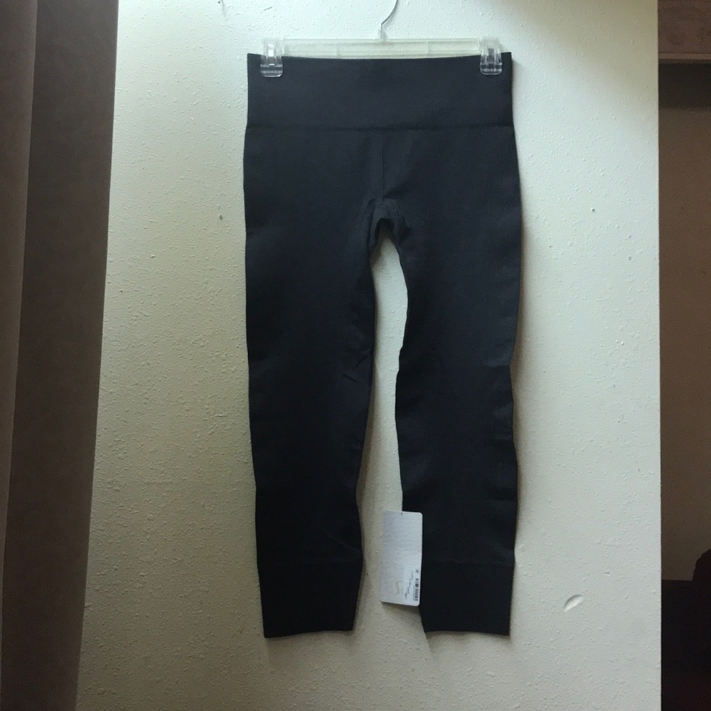 Lululemon Ebb to Street Pants